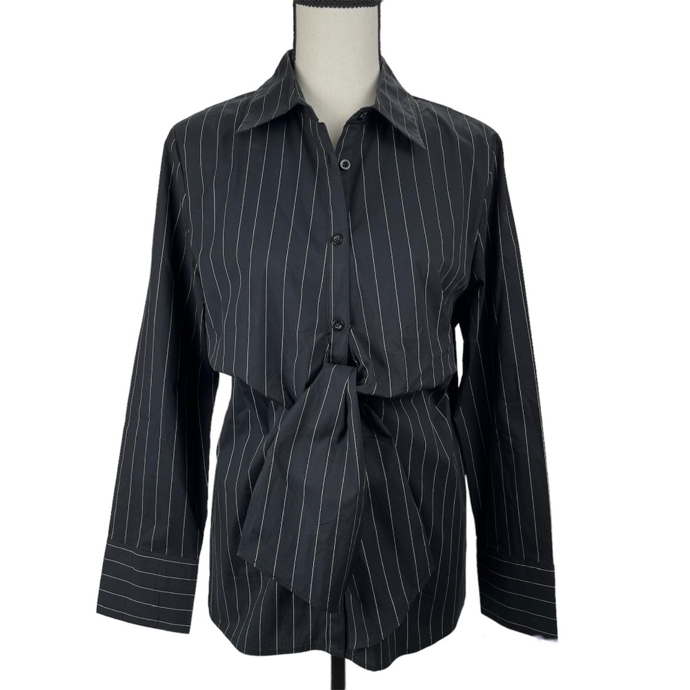 ⛔️ SOLD! ⛔️ Monroe & Main Pinstripe Blouse Size L Black White Button Tie Front